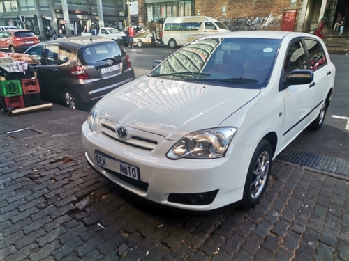 Toyota RunX 140i RS