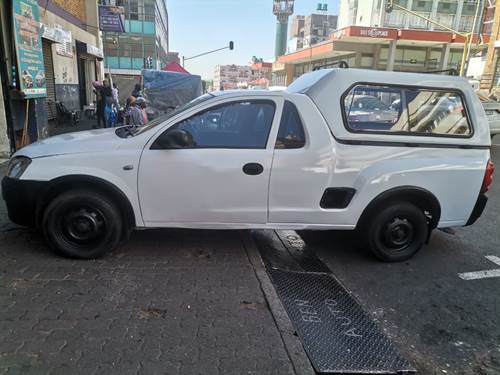 Opel Corsa Utility 1.4i (65 kW)