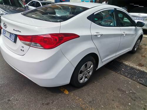 Hyundai Elantra 1.6 Premium