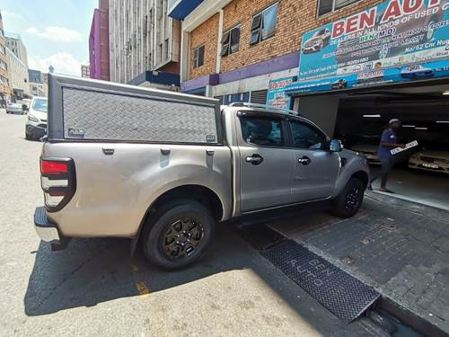 Ford Ranger V 2.2 TDCi XL Double Cab Hi-Rider