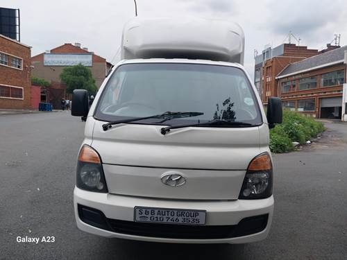 Hyundai H100 2.6i D Chassis Cab