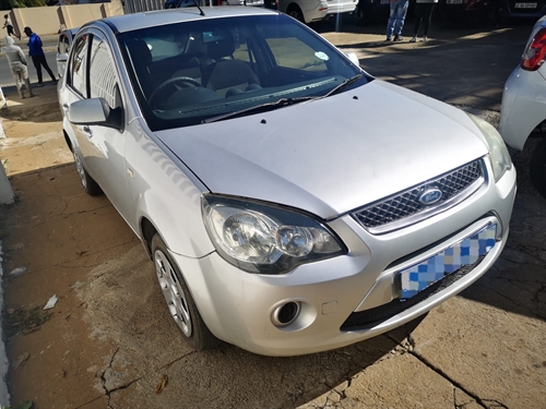 Ford Ikon 1.6 Ambiente