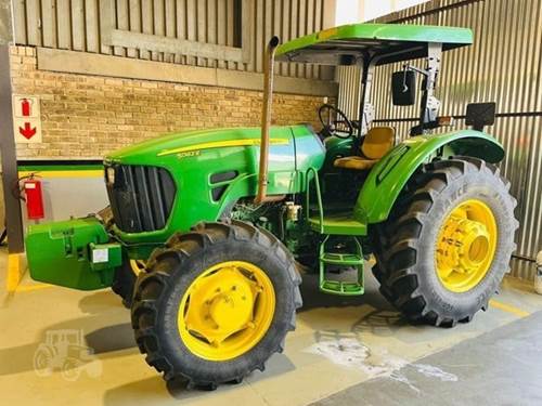 John Deere John Deere 5082E