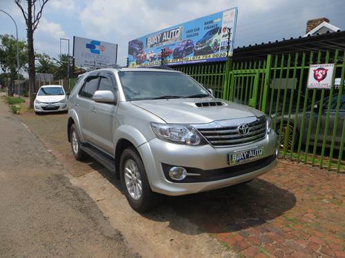 Toyota Fortuner III 2.5 D-4D VNT Raised Body