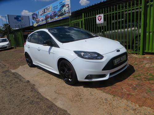 Ford Focus 2.0 GTDi ST3 5 Door