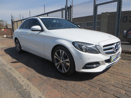 Mercedes Benz C 250 Bluetec AMG Line 7G-Tronic