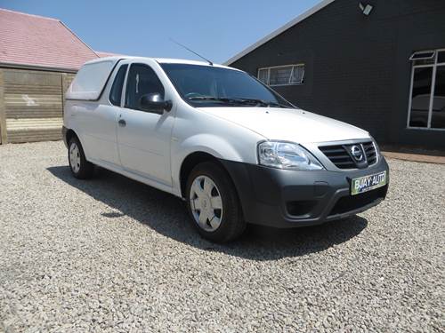 Nissan NP200 1.6i Pack