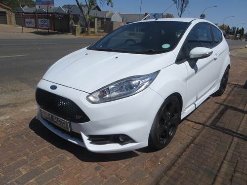 Ford Fiesta ST 1.6 EcoBoost GDTi