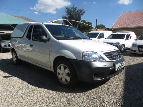 Nissan NP200 1.6i Aircon