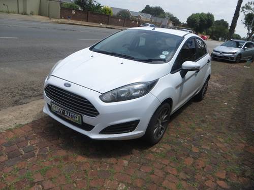 Ford Fiesta 1.4i (71 kW) Ambiente Hatch Back