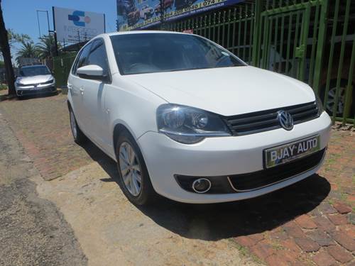 Volkswagen (VW) Polo Vivo 1.6 Hatch 5 Door