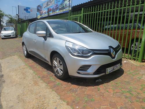 Renault Clio IV 900T (66kW) Dynamique 5 Door