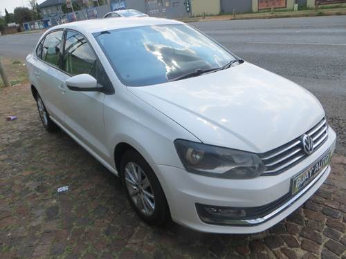 Volkswagen (VW) Polo Sedan 1.4 Comfortline