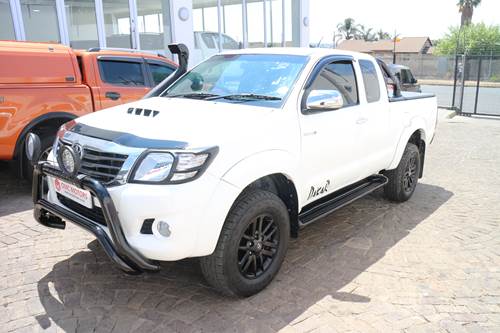 Toyota Hilux ( II) 3.0 D-4D Raider Xtra Cab 4X4