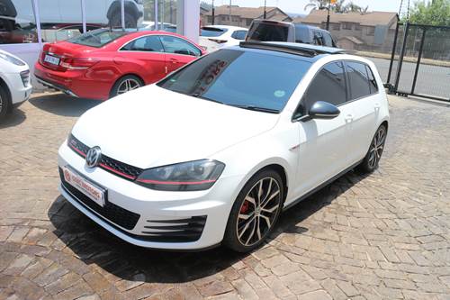 Volkswagen (VW) Golf 7 GTi 2.0 TSi DSG