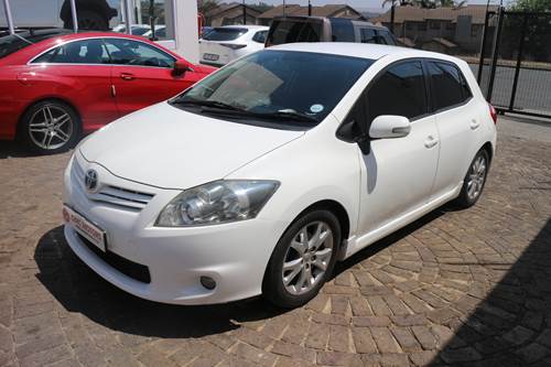 Toyota Auris 1.6 TRD