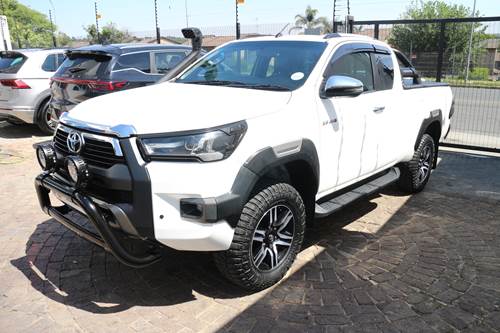 Toyota Hilux 2.8 GD-6 Raider Extra Cab 4x4 