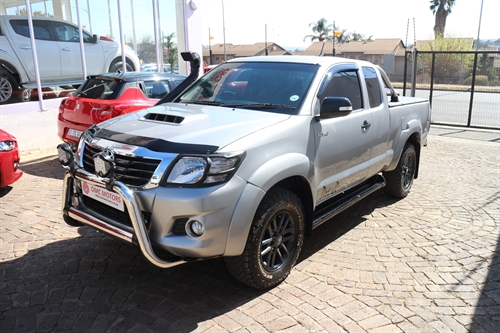 Toyota Hilux ( II) 3.0 D-4D Raider 4X4 Double Cab