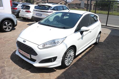 Ford Fiesta 1.0 EcoBoost Titanium Powershift 5 Door