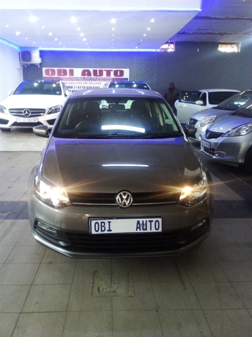 Volkswagen (VW) Polo Vivo 1.6 Hatch Highline 5 Door