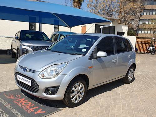 Ford Figo 1.4i Trend 5-Door Hatch Back