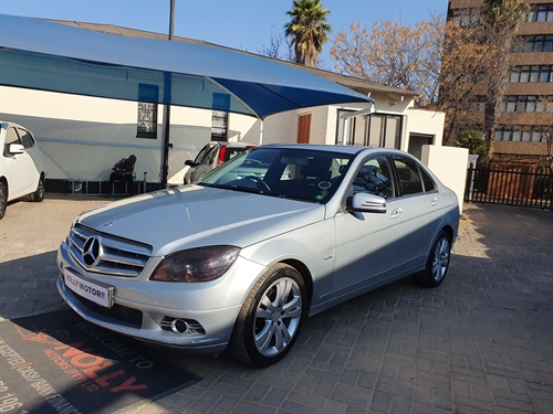 Mercedes Benz C 200 CGi Blue Efficiency Classic