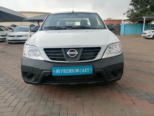 Nissan NP200 1.5 dCi A/C Safety Pack