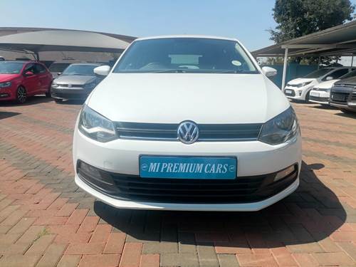 Volkswagen (VW) Polo Vivo 1.6 Hatch Highline 5 Door