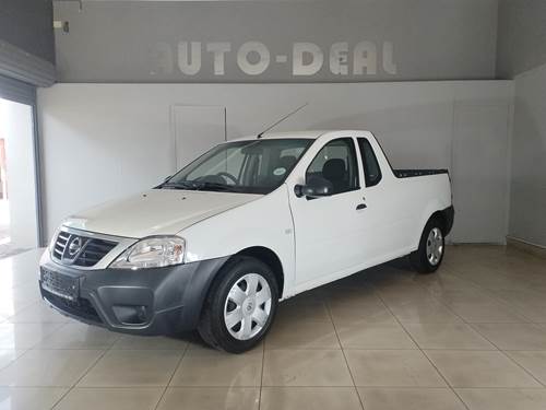 Nissan NP200 1.6i Pack