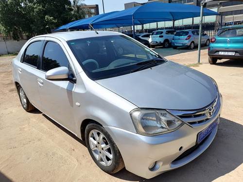 Toyota Etios 1.5 Xs/Sprint 5 Door