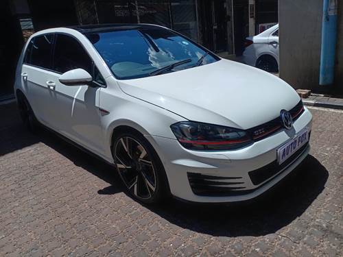 Volkswagen (VW) Golf 7 GTi 2.0 TSi DSG