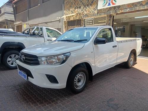 Toyota Hilux 2.4 GD Aircon Single Cab