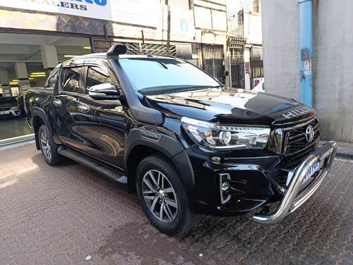 Toyota Hilux 2.8 GD-6 Raider Raised Body Double Cab Auto 4x4  