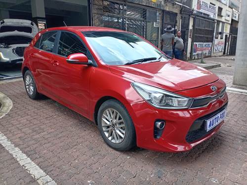 Kia Rio V 1.4 Hatch