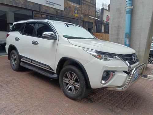 Toyota Fortuner IV 2.4 GD-6 Raised Body Auto