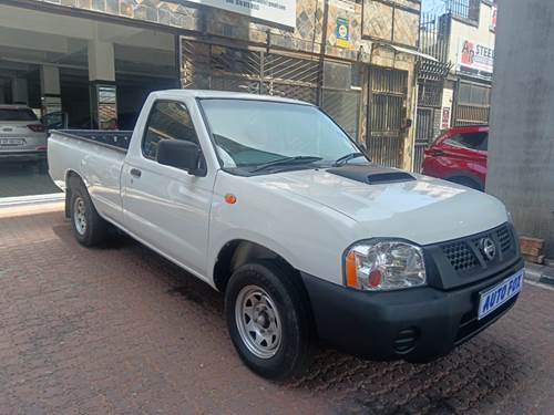 Nissan Hardbody NP300 2.5 TDi Hi-Rider Single Cab