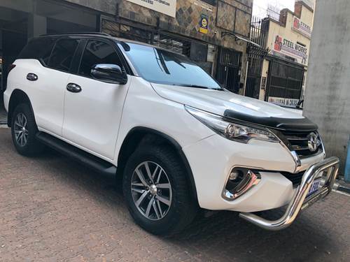 Toyota Fortuner V 2.8 GD-6 VX Auto