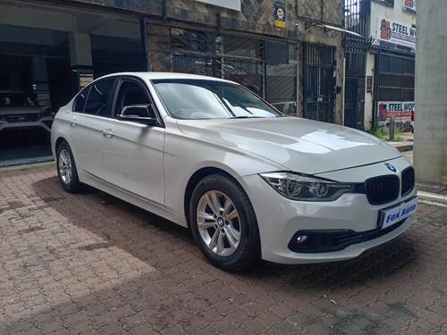 BMW 320i (F30) Auto