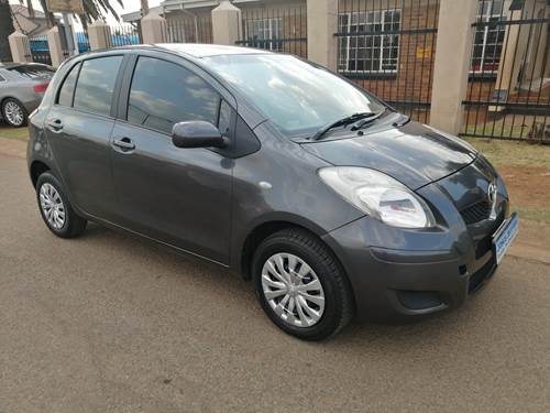 Toyota Yaris 1.3 Xi 5 Door