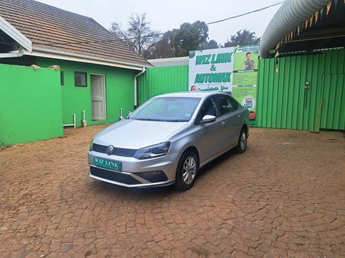 Volkswagen (VW) Polo Sedan 1.4 Trendline