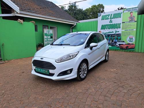 Ford Fiesta 1.0 EcoBoost Titanium Powershift 5 Door