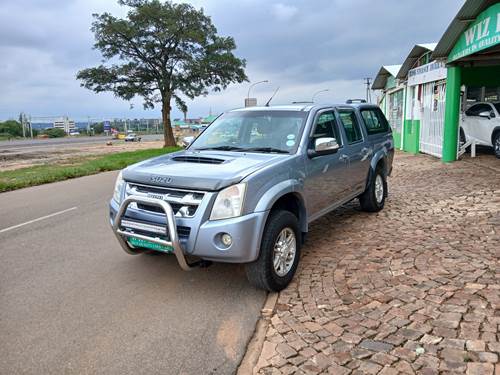 Isuzu KB 300 D-TEQ LX (120 kW) Double Cab 4x4