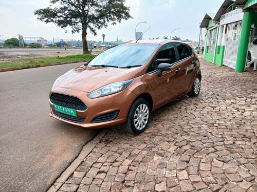 Ford Fiesta 1.4i (71 kW) Ambiente Hatch Back