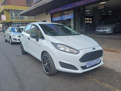 Ford Fiesta 1.4i Trend 5 Door