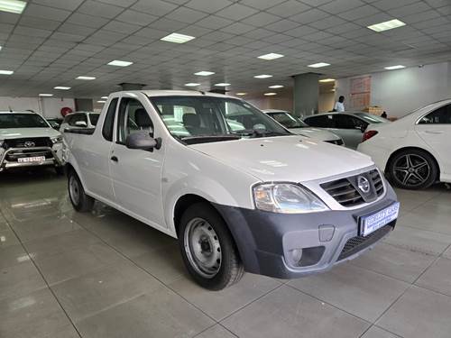 Nissan NP200 1.6i Aircon