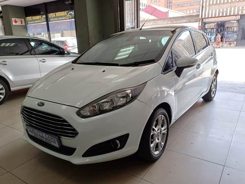 Ford Fiesta 1.4i (71 kW) Ambiente Hatch Back