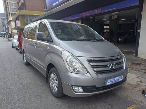 Hyundai H1 2.4 CVVT GLS 9 Seater