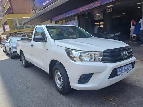 Toyota Hilux 2.4 GD 5MT Single Cab