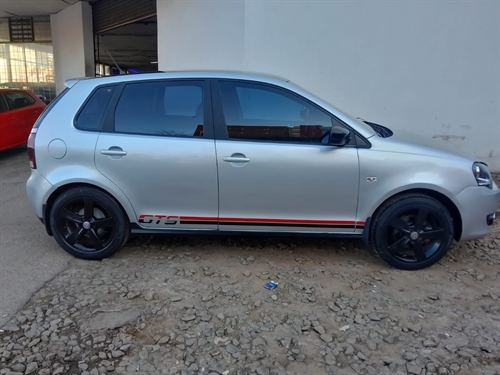 Volkswagen (VW) Polo Vivo 1.6 Hatch GT 5 Door