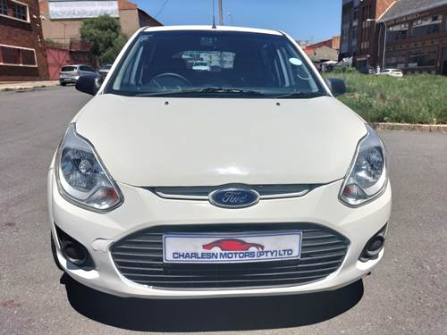 Ford Figo 1.4i Ambiente 5-Door Hatch Back